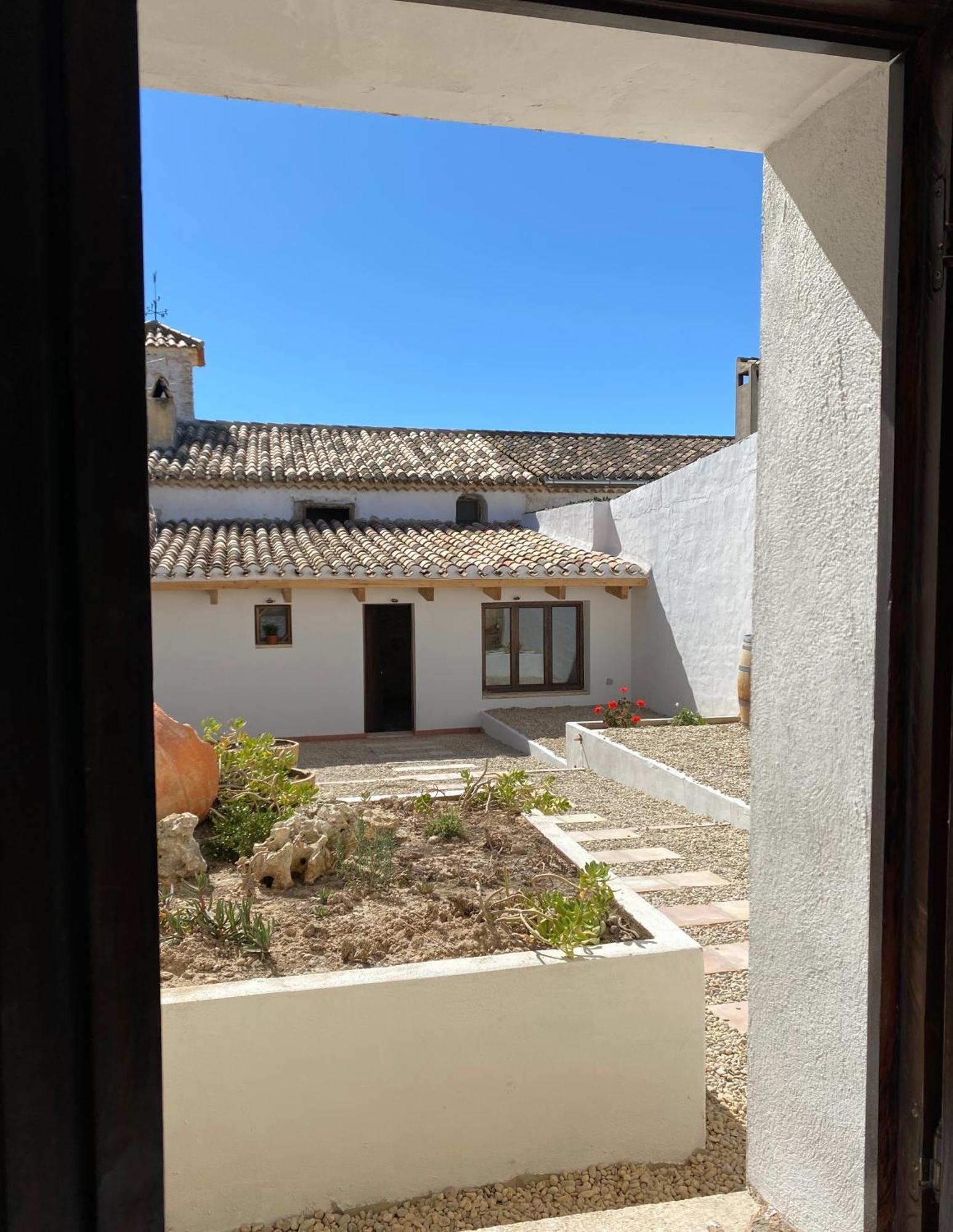 Hotel Enoturismo Mainetes Fuente-Álamo Exterior foto